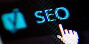 The Yoast SEO plugin, being used to review multiple pages that has duplicate meta descriptions