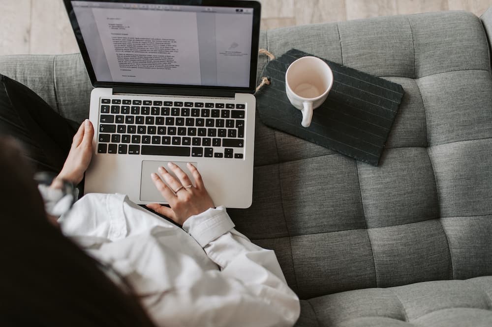 A person writing a blog regarding content and what is meant by content is king